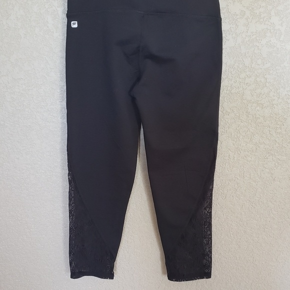 Fabletics leggings set of 3!! - Picture 5 of 8